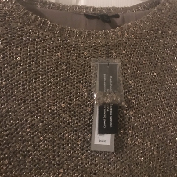 Beautiful gold shimmery asymmetrical sweater - Picture 1 of 6